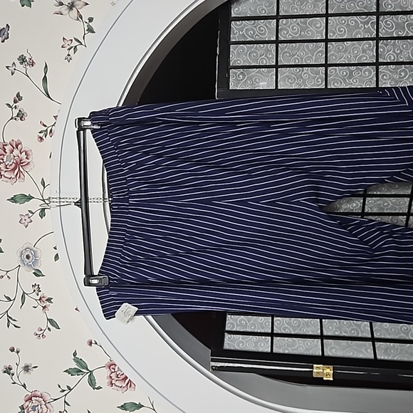 Truth & Styles - Picture 8 of 10